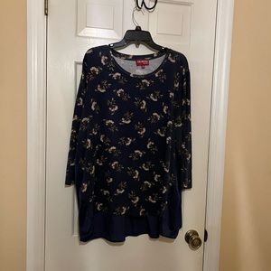 Pretty, floral top with navy crushed velvet trim and back, hi/lo hem